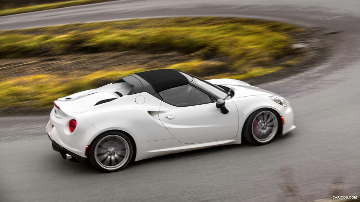 Alfa Romeo 4C Spider фото 141434