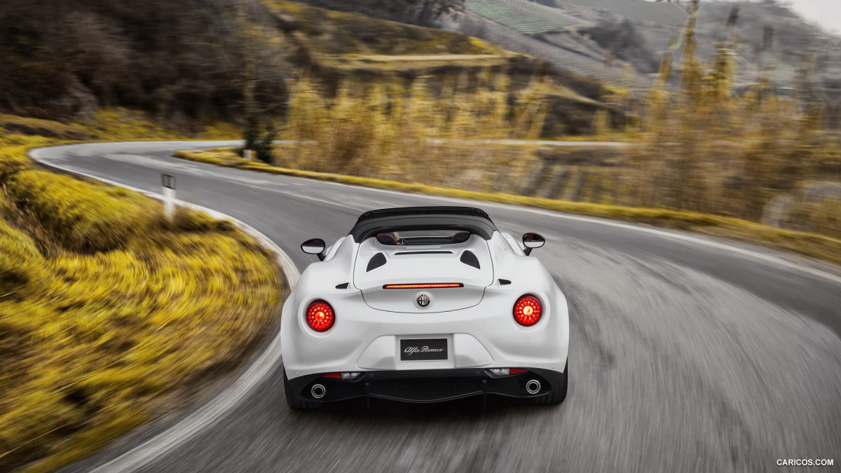 Alfa Romeo 4C Spider фото 141436