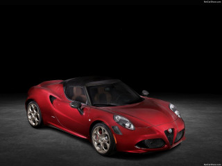 Alfa Romeo 4C Spider фото