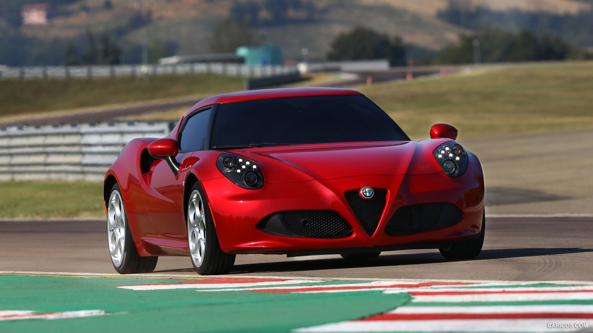 Alfa Romeo 4C фото 111460