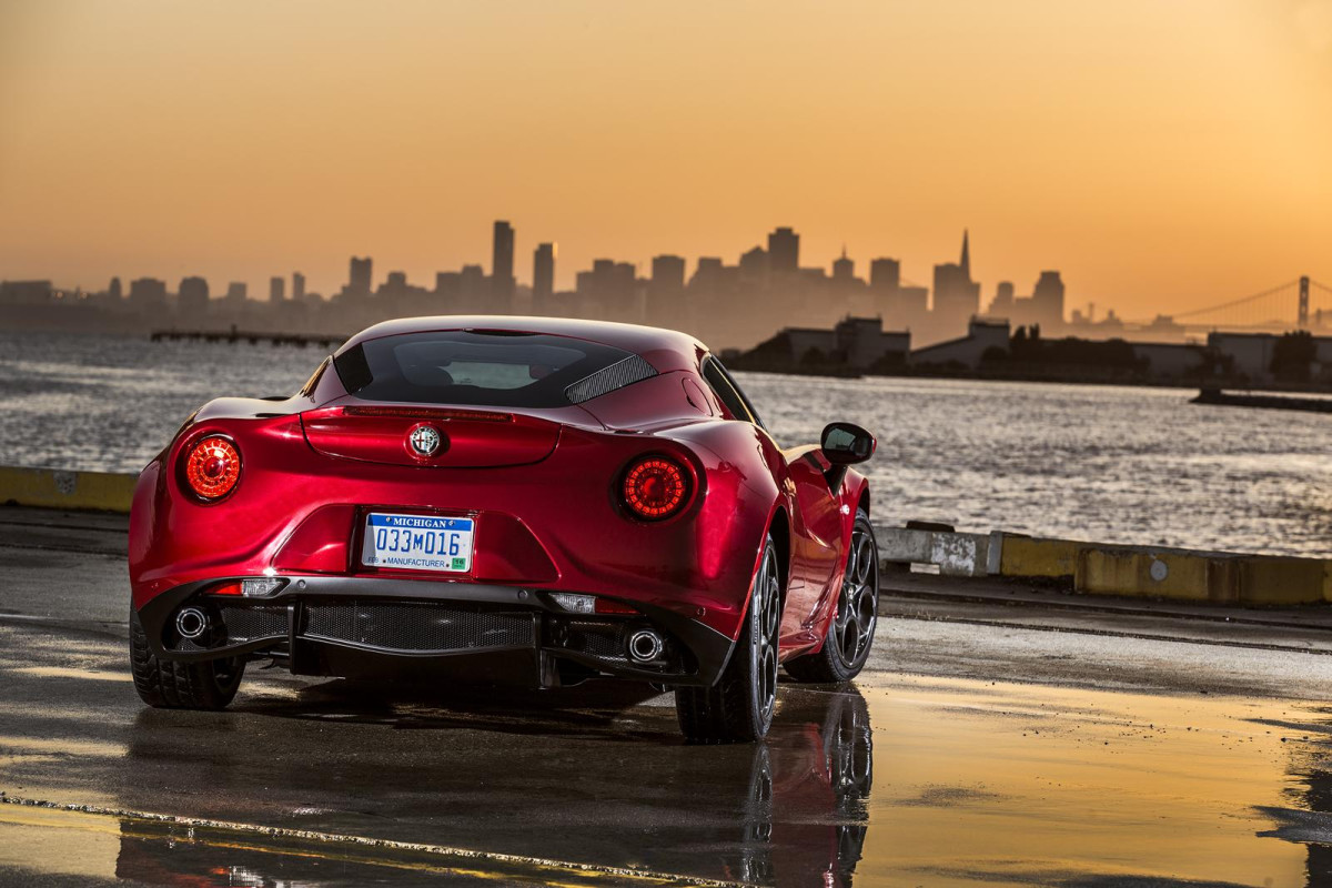 Alfa Romeo 4C фото 128125