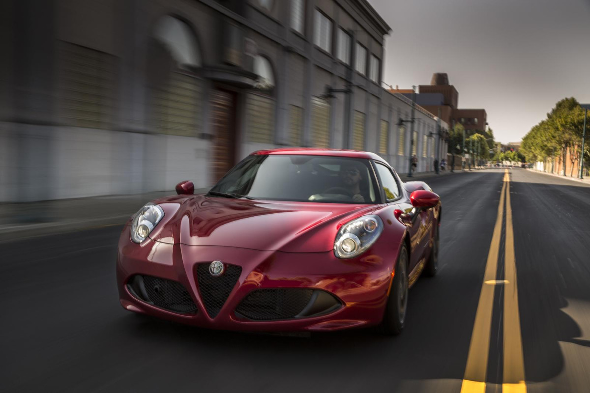 Alfa Romeo 4C фото 128126