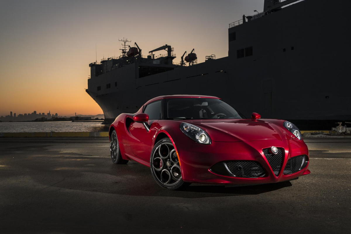 Alfa Romeo 4C фото 128134