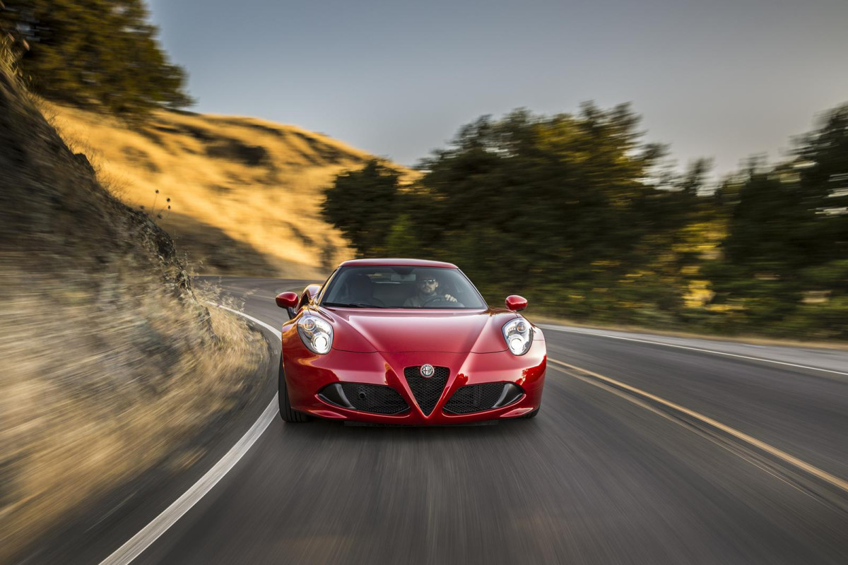 Alfa Romeo 4C фото 128136