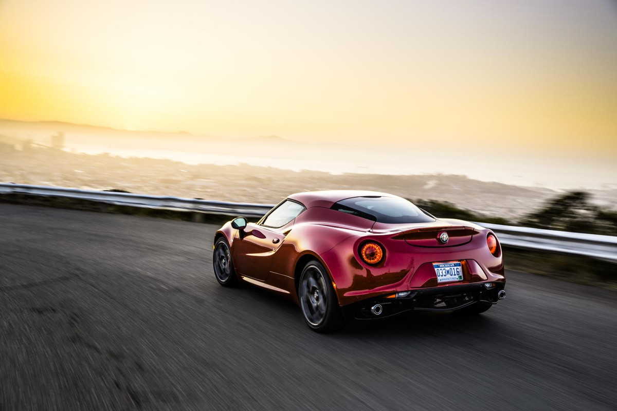 Alfa Romeo 4C фото 128149