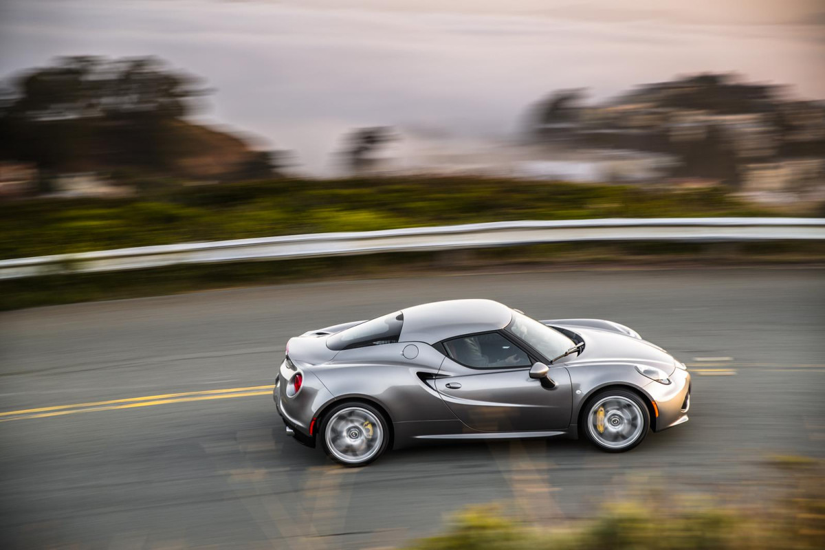 Alfa Romeo 4C фото 128151