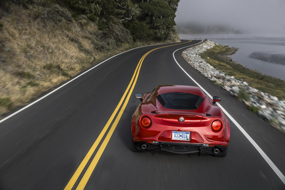 Alfa Romeo 4C фото 128152