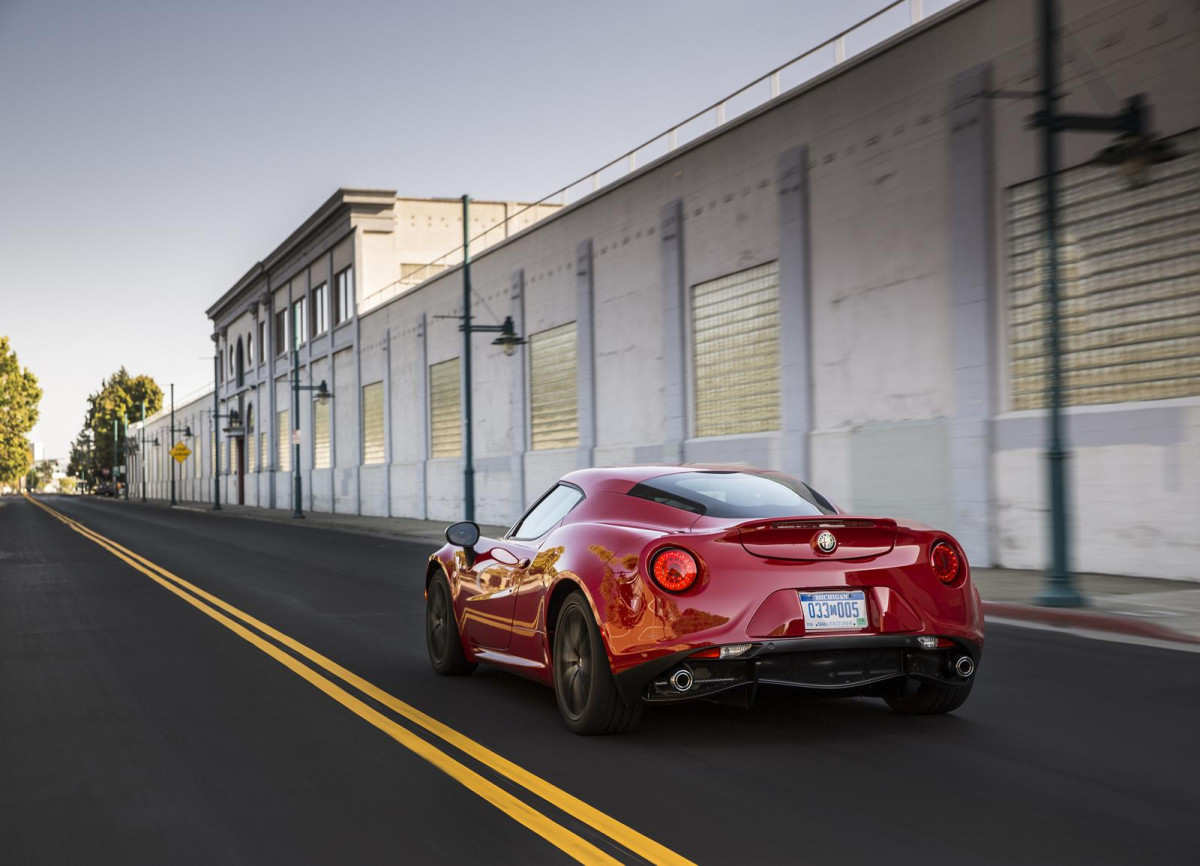 Alfa Romeo 4C фото 128155