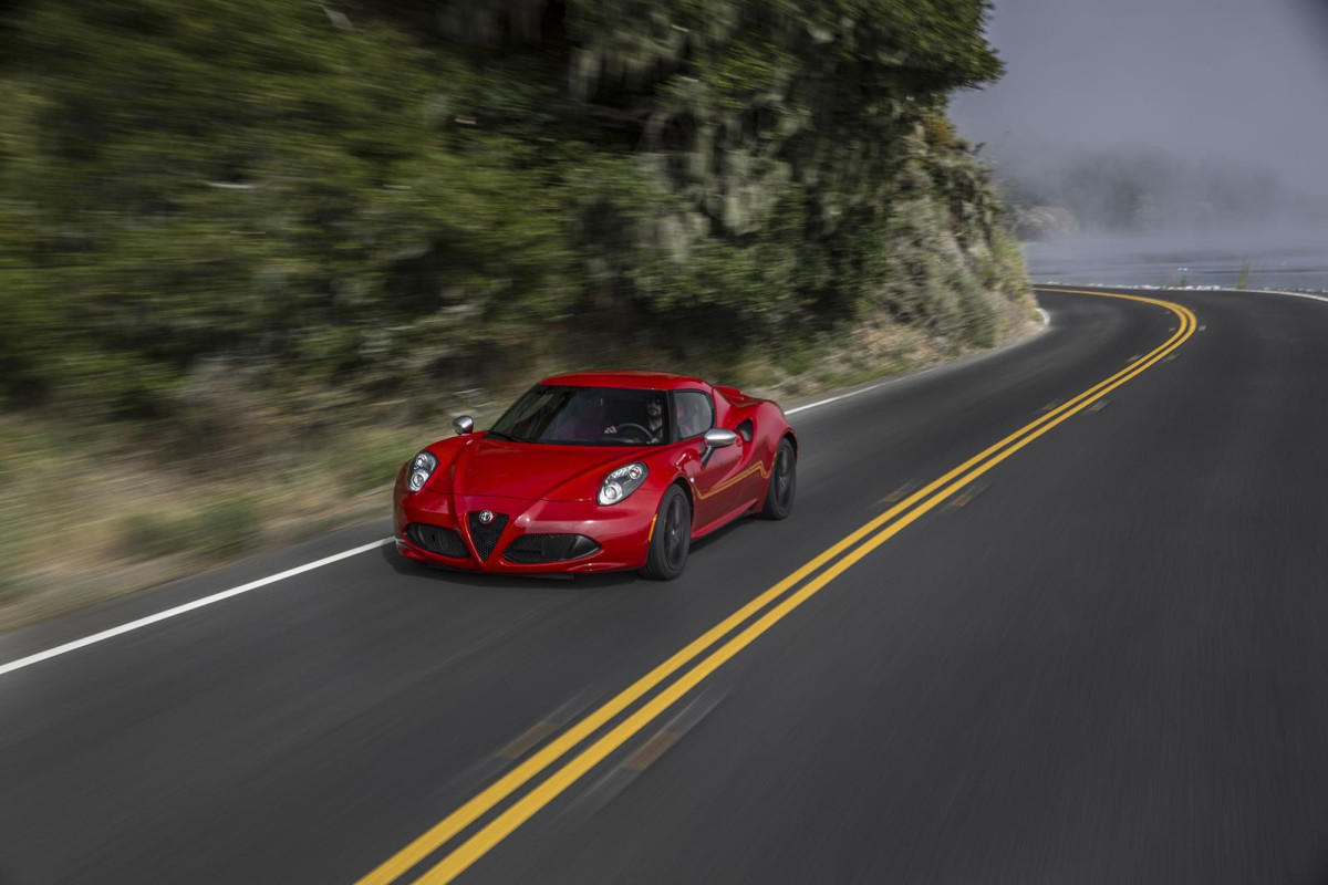 Alfa Romeo 4C фото 128160