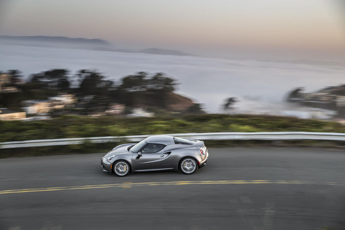 Alfa Romeo 4C фото 128166