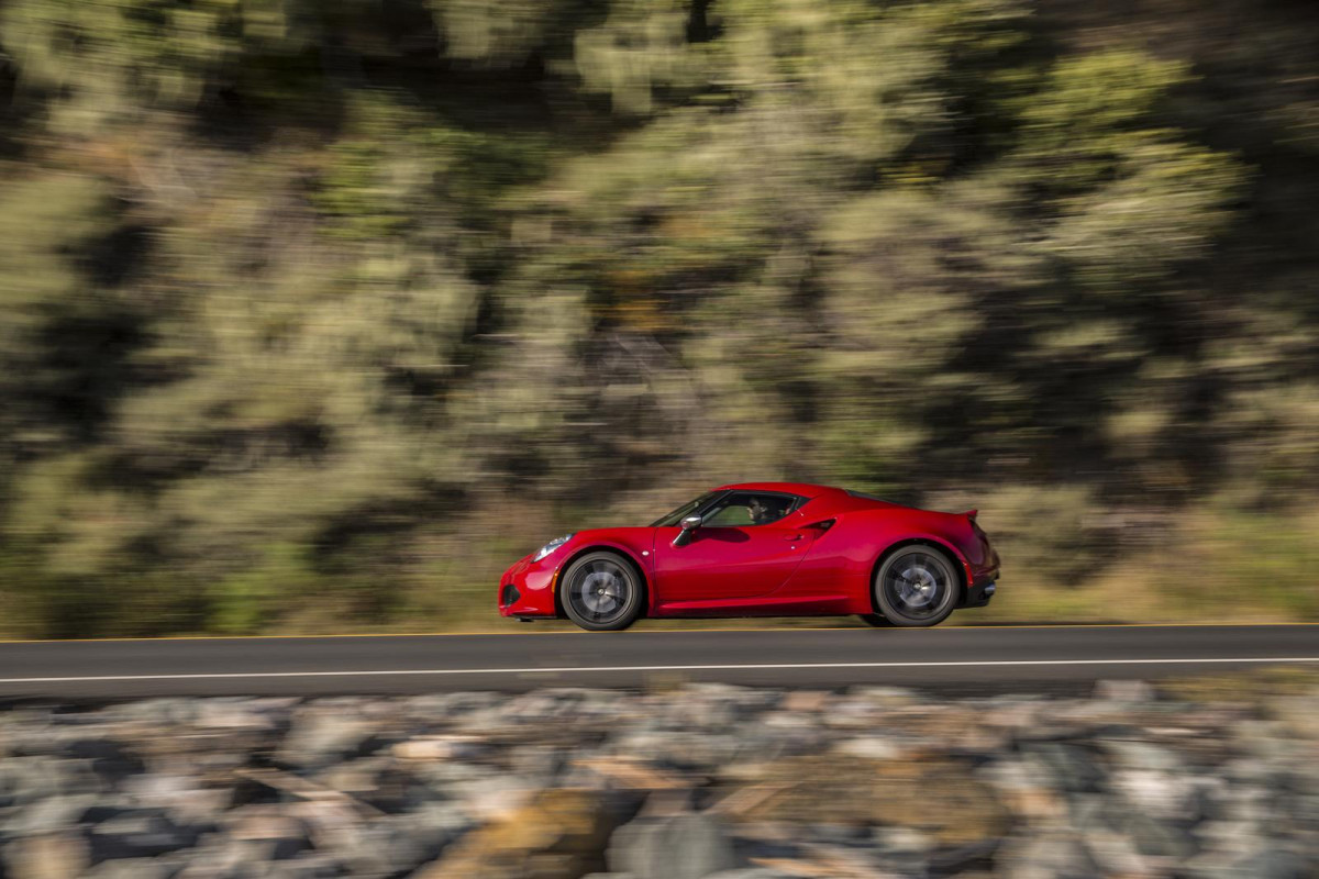 Alfa Romeo 4C фото 128175