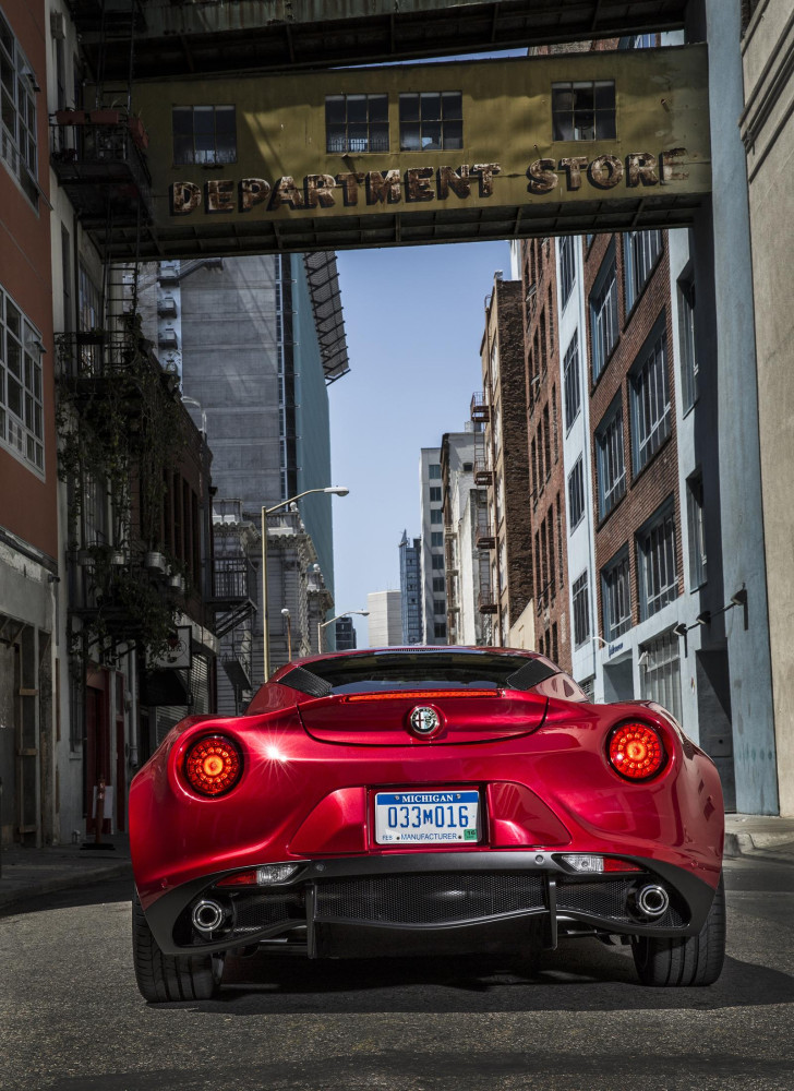 Alfa Romeo 4C фото 128193