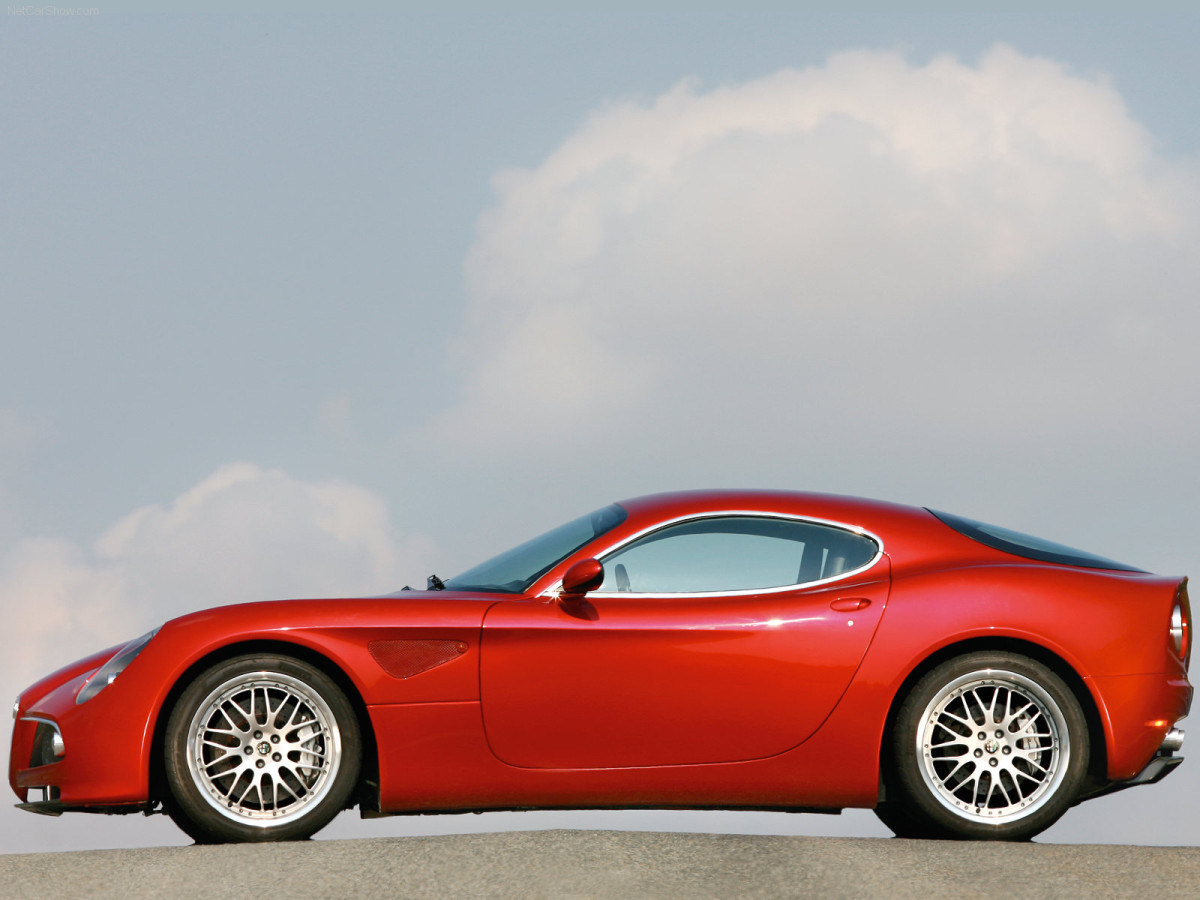 Alfa Romeo 8C Competizione фото 38147