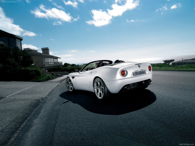 Alfa Romeo 8C Spider фото