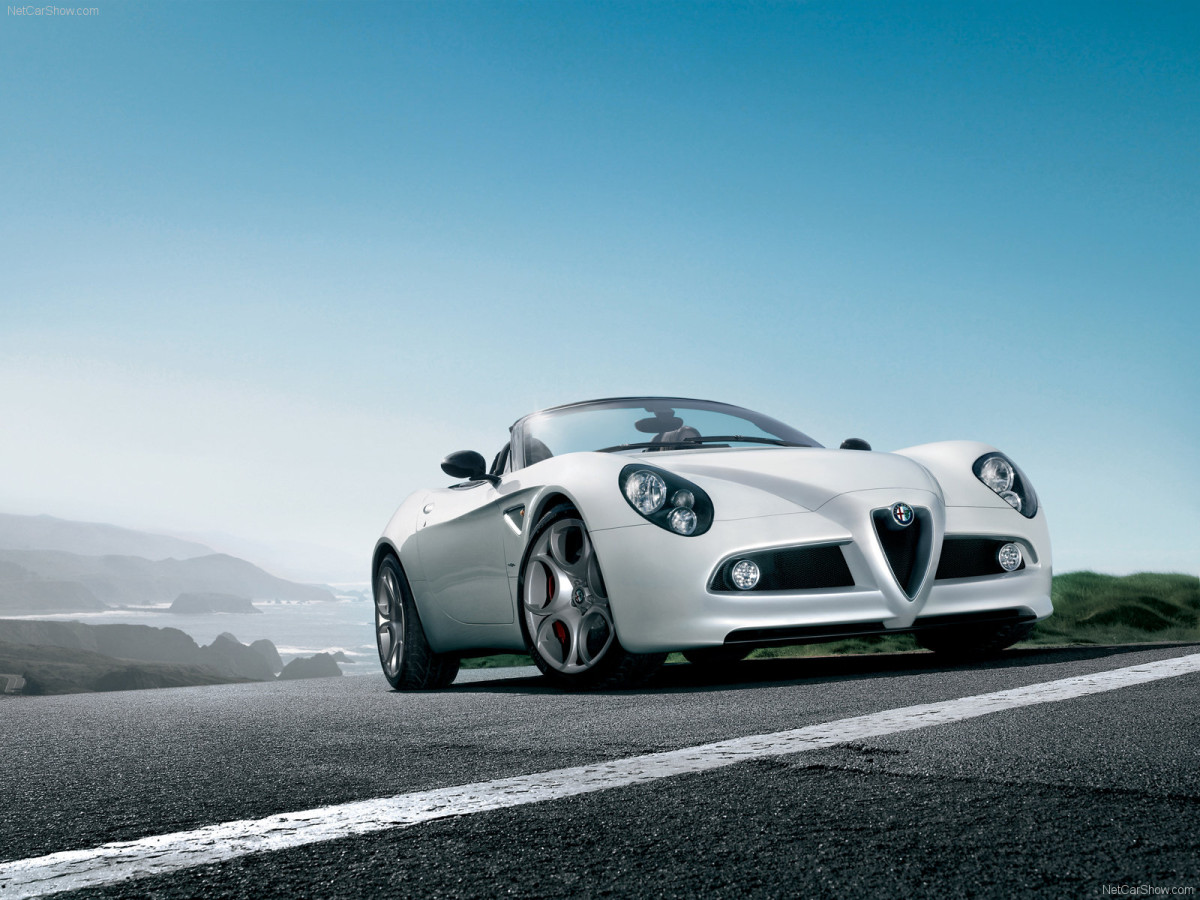 Alfa Romeo 8C Spider фото 54387