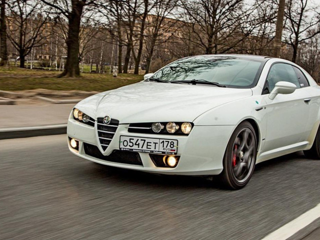 Alfa Romeo Brera фото