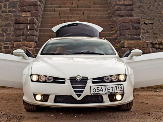 Alfa Romeo Brera фото