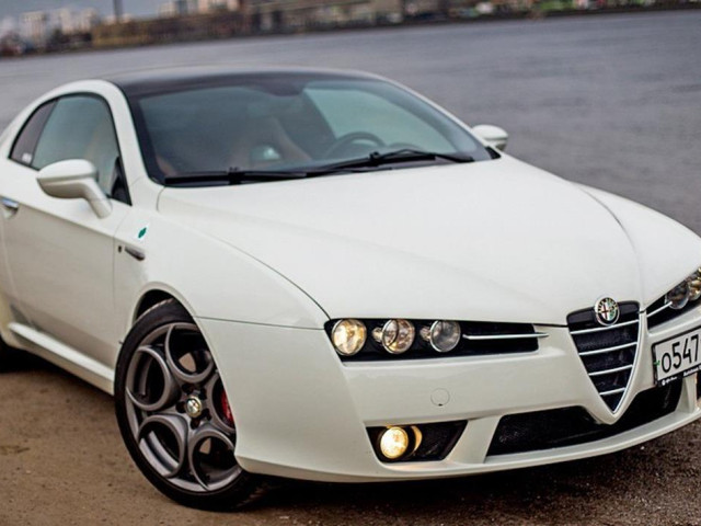 Alfa Romeo Brera фото