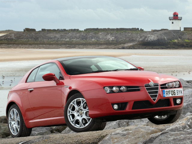 Alfa Romeo Brera фото