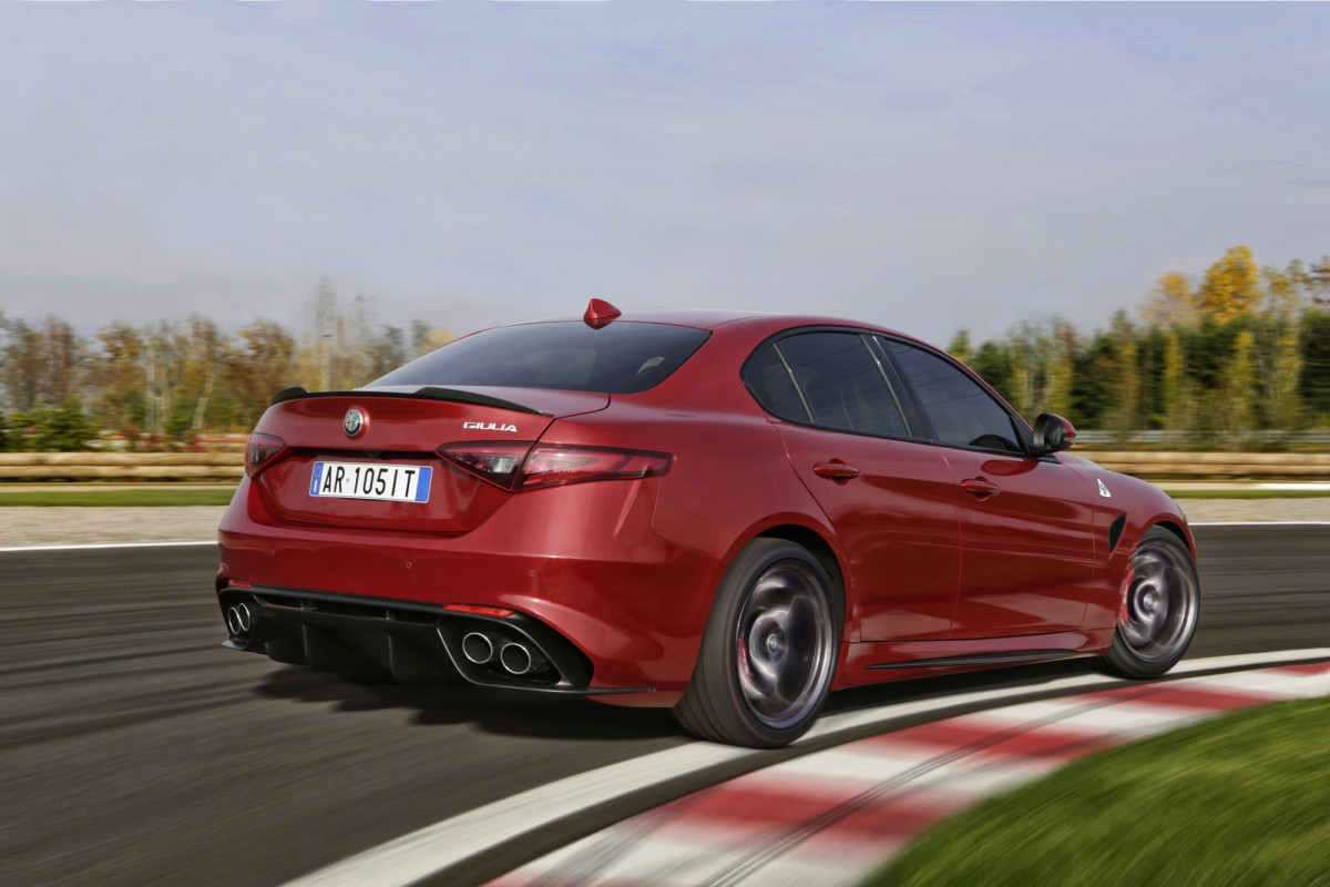 Alfa Romeo Giulia Quadrifoglio фото 171179