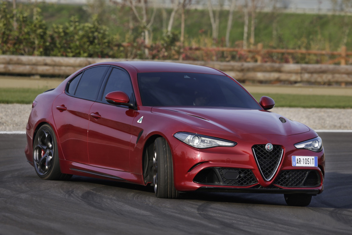 Alfa Romeo Giulia Quadrifoglio фото 171185