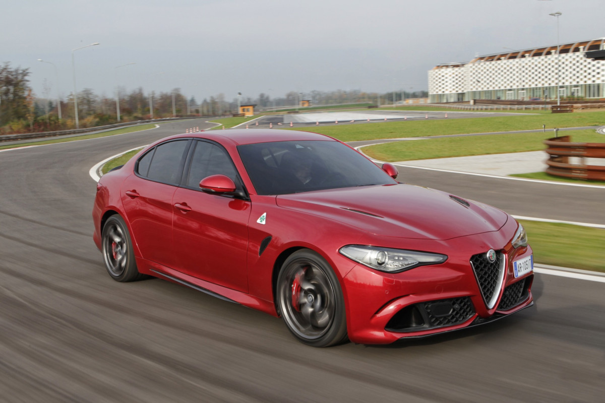 Alfa Romeo Giulia Quadrifoglio фото 171188