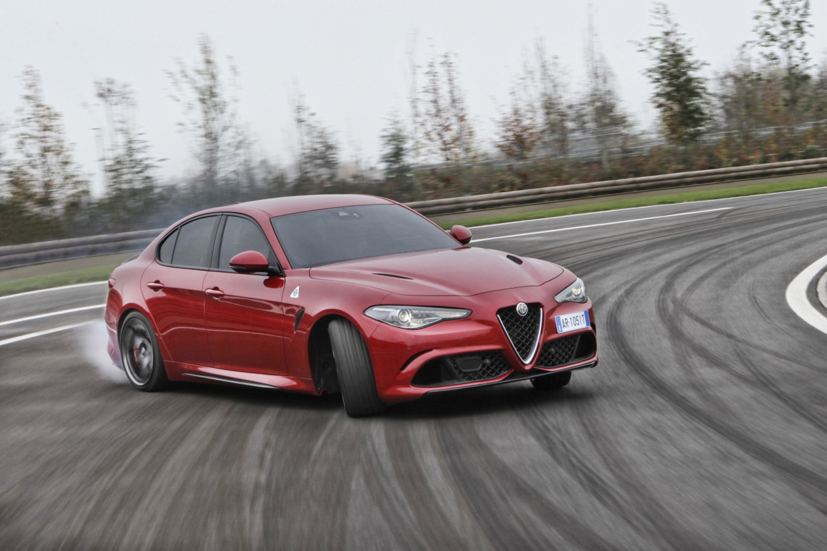 Alfa Romeo Giulia Quadrifoglio фото 171192