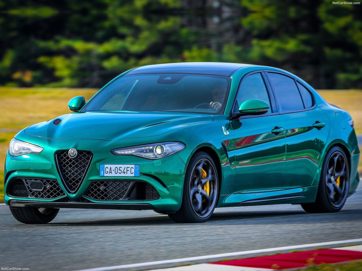 Alfa Romeo Giulia Quadrifoglio фото 204417