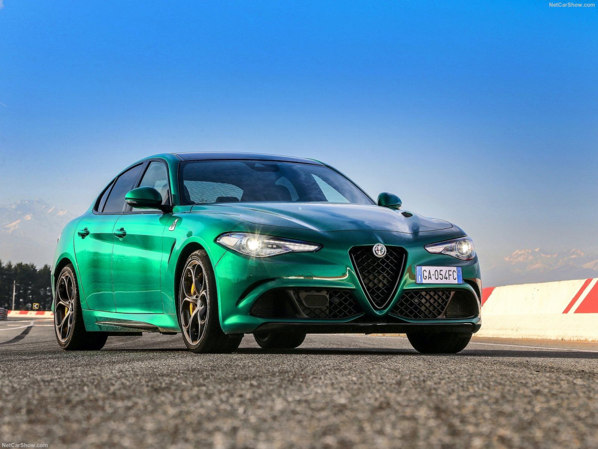 Alfa Romeo Giulia Quadrifoglio фото 204431