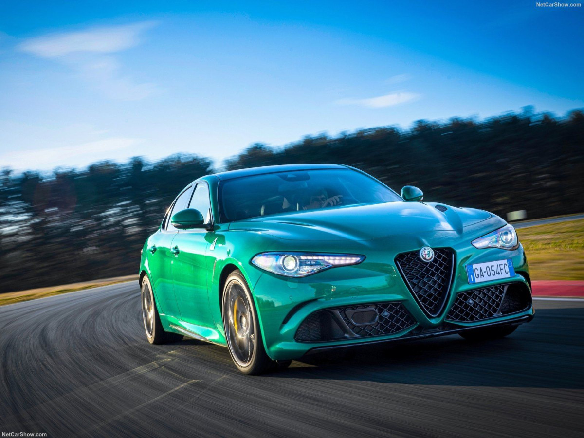 Alfa Romeo Giulia Quadrifoglio фото 204434