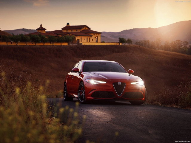 Alfa Romeo Giulia фото