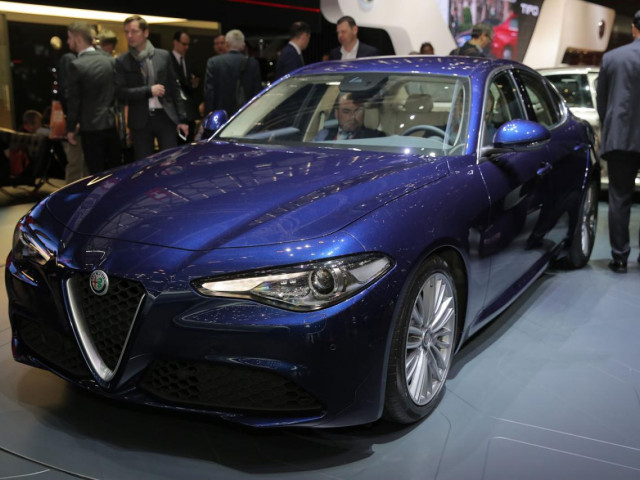 Alfa Romeo Giulia фото