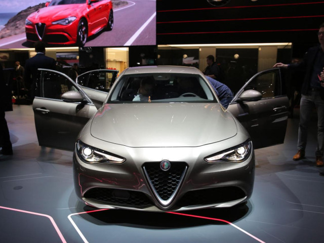 Alfa Romeo Giulia фото