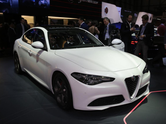 Alfa Romeo Giulia фото