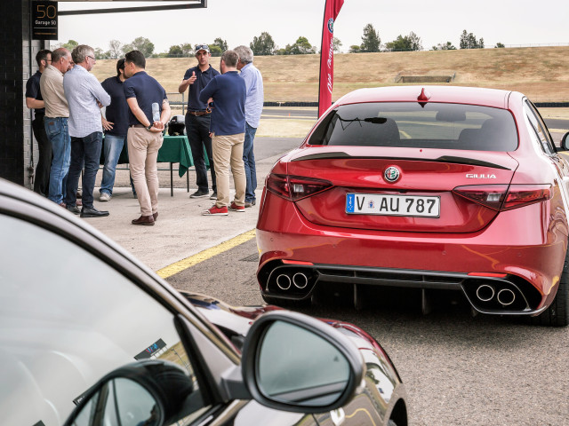 Alfa Romeo Giulia фото