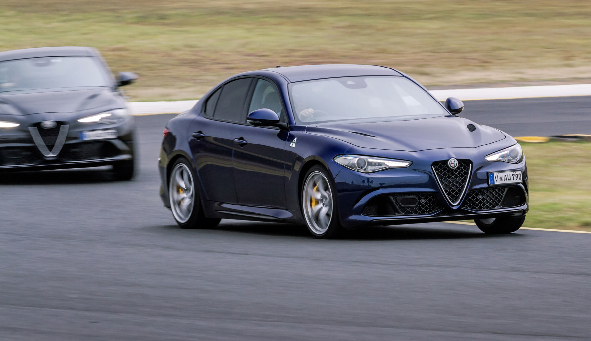 Alfa Romeo Giulia фото 180463