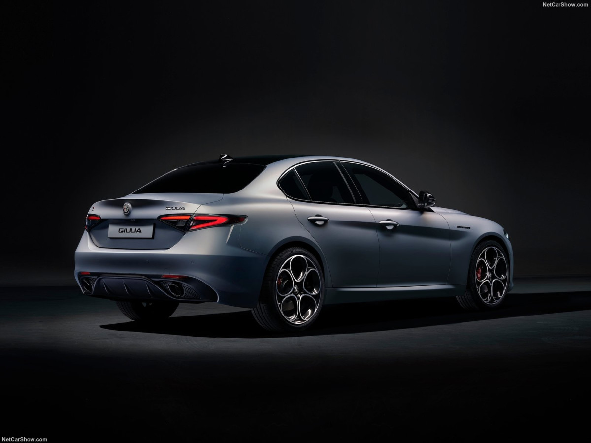 Alfa Romeo Giulia фото 209954