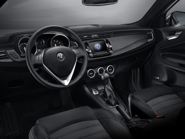 Alfa Romeo Giulietta фото