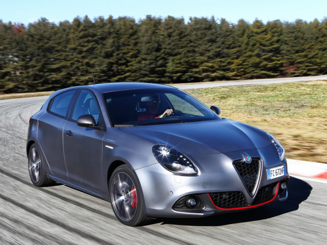 Alfa Romeo Giulietta фото