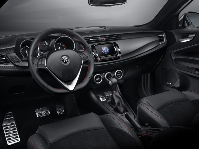 Alfa Romeo Giulietta фото