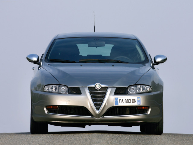 Alfa Romeo GT Q2 фото