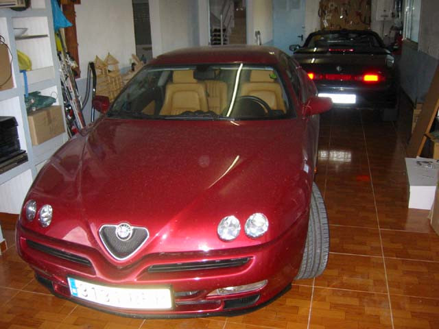 Alfa Romeo GTV фото