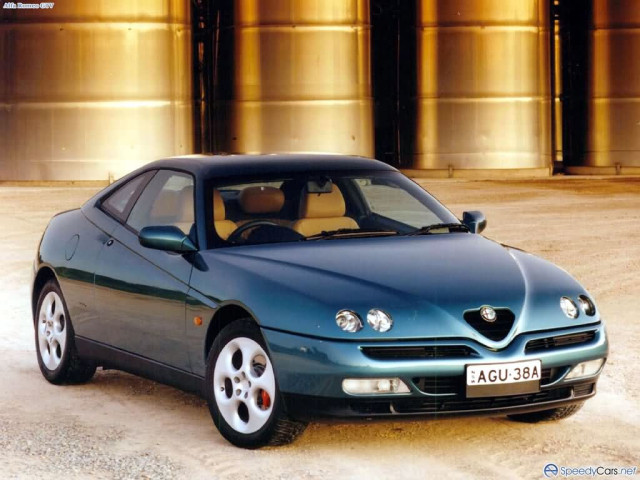 Alfa Romeo GTV фото