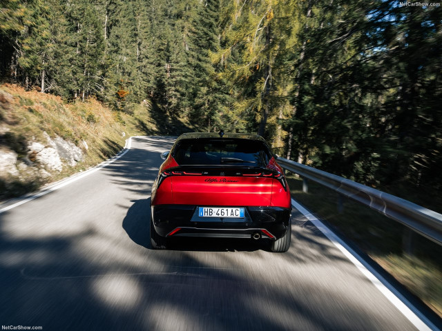 Alfa Romeo Junior фото