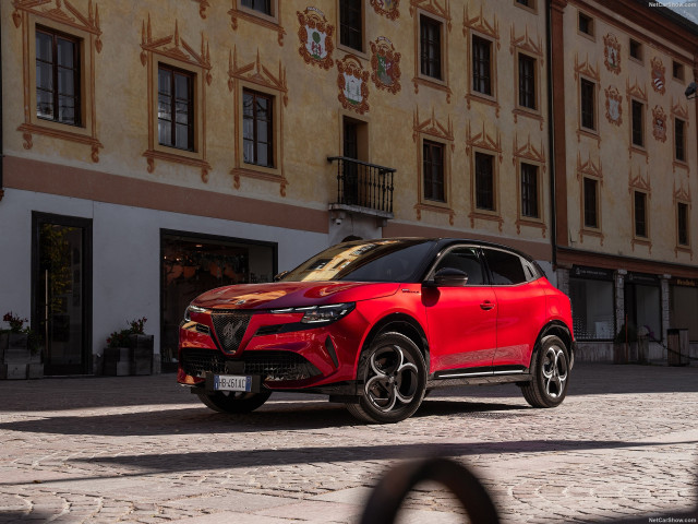 Alfa Romeo Junior фото