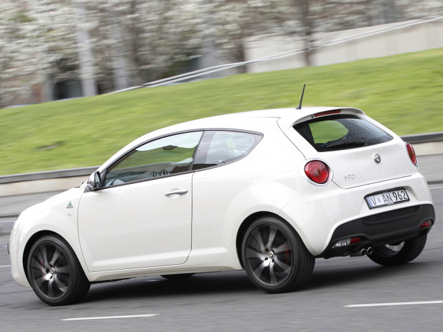 Alfa Romeo MiTo фото