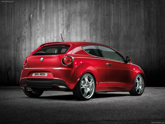 Alfa Romeo MiTo фото