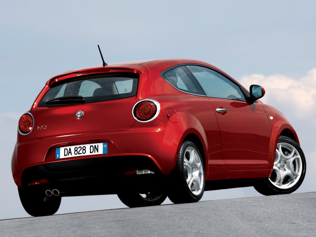 Alfa Romeo MiTo фото