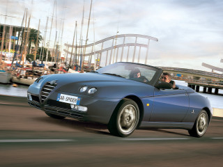 Alfa Romeo Spider фото