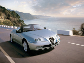 Alfa Romeo Spider фото